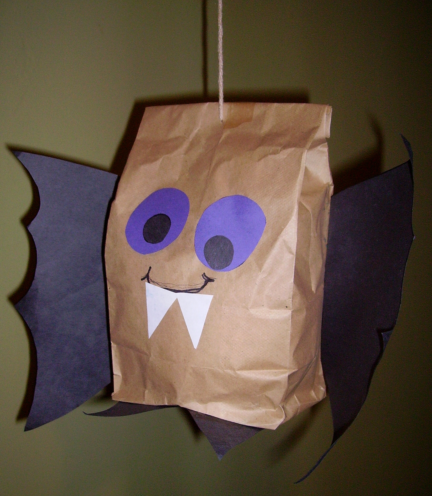 Scarecrow Paper Bag Craft  Scarecrow Craft for Fall or Halloween